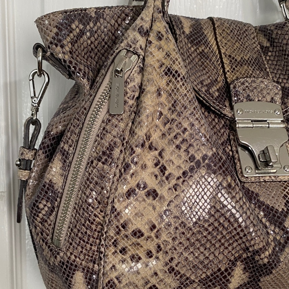 MICHAEL Michael Kors Brown Snakeskin-Print Satchel - Picture 5 of 16